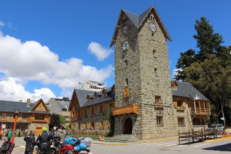 Les bâtiments en pierre du centro civico