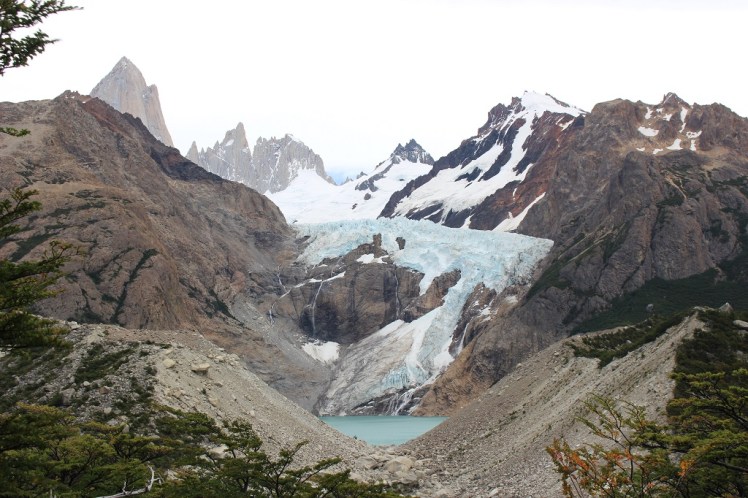 Un des glaciers pendant la montée depuis l'hosteria
